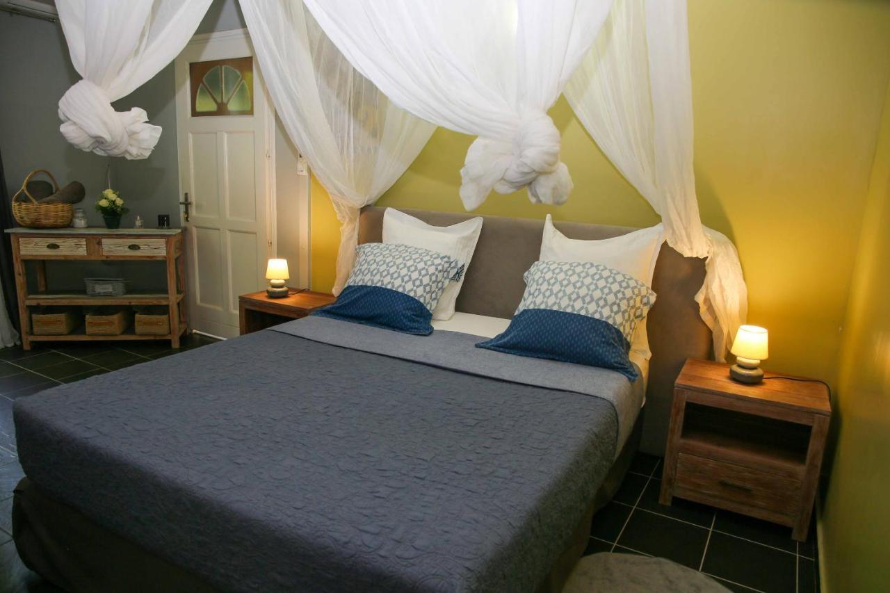 סן-פרנסואה Les Nuits Galantes Mandevilla Maison Privee Avec Jacuzzi מראה חיצוני תמונה